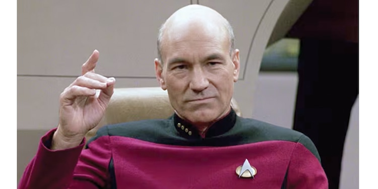 Star Trek: The Next Generation (1987-1994). Siete temporadas donde interpretó al capitán Jean-Luc Picard.
