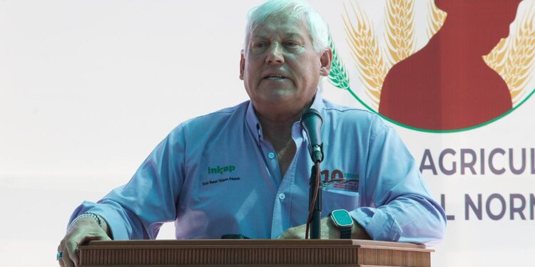 El titular de Agricultura aseguró que este es el momento de proyectar la capacidad productiva del Valle del Yaqui, con la adaptación de la tecnología para hacer producir el campo de forma eficiente.