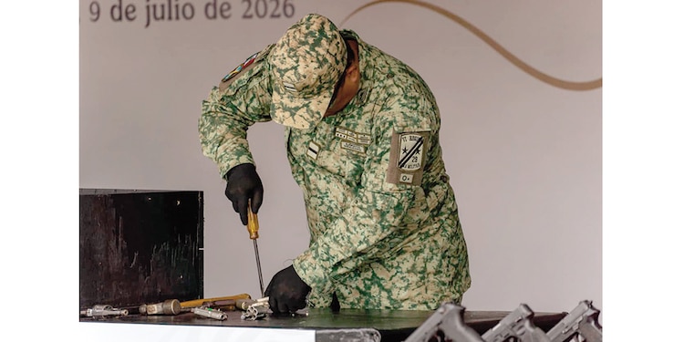 DESMONTE de armas por elementos de la Defensa en la Basílica de Guadalupe.
