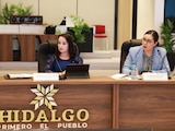 Funcionarios del servicio público.