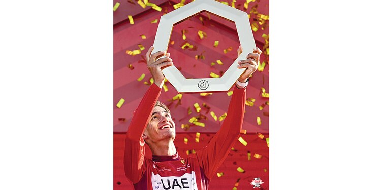 ISAAC del Toro celebra su victoria en Abu Dabi