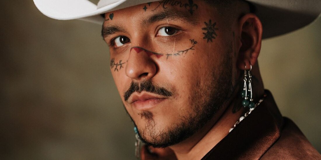 Christian Nodal afirma que ir a terapia le salvó la vida: "Un saludo a mi psicóloga"