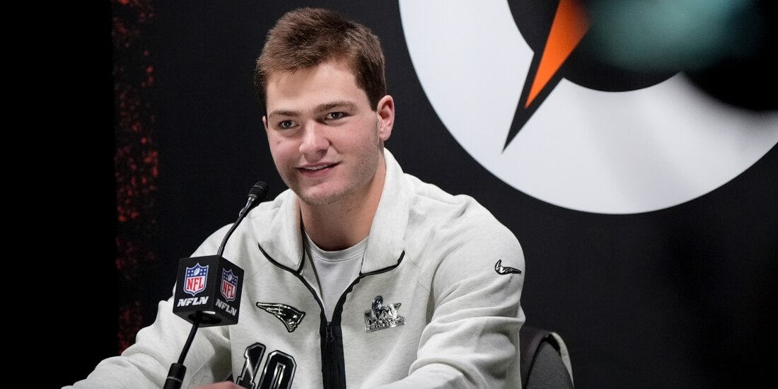 El quarterback Drake Maye, de los Patriots, en conferencia de prensa previo al Super Bowl