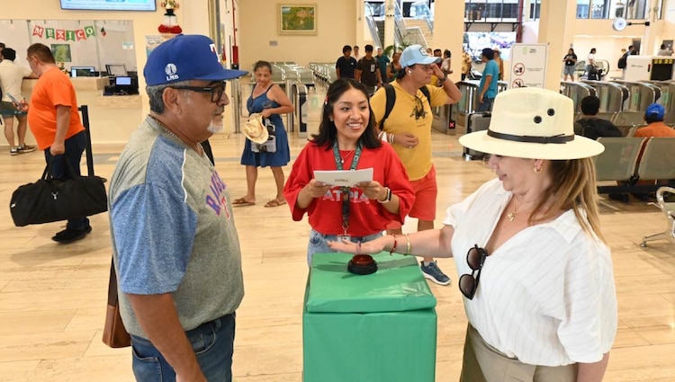 Las actividades interactivas principales y la entrega de dulces tradicionales se realizaron en la Estación Mérida-Teya.