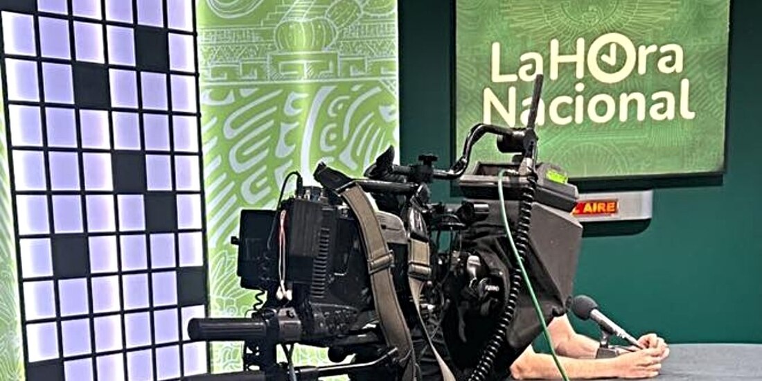 “La Hora Nacional” se escucha en todas las estaciones de radio del país a las 10 de la noche desde 1937