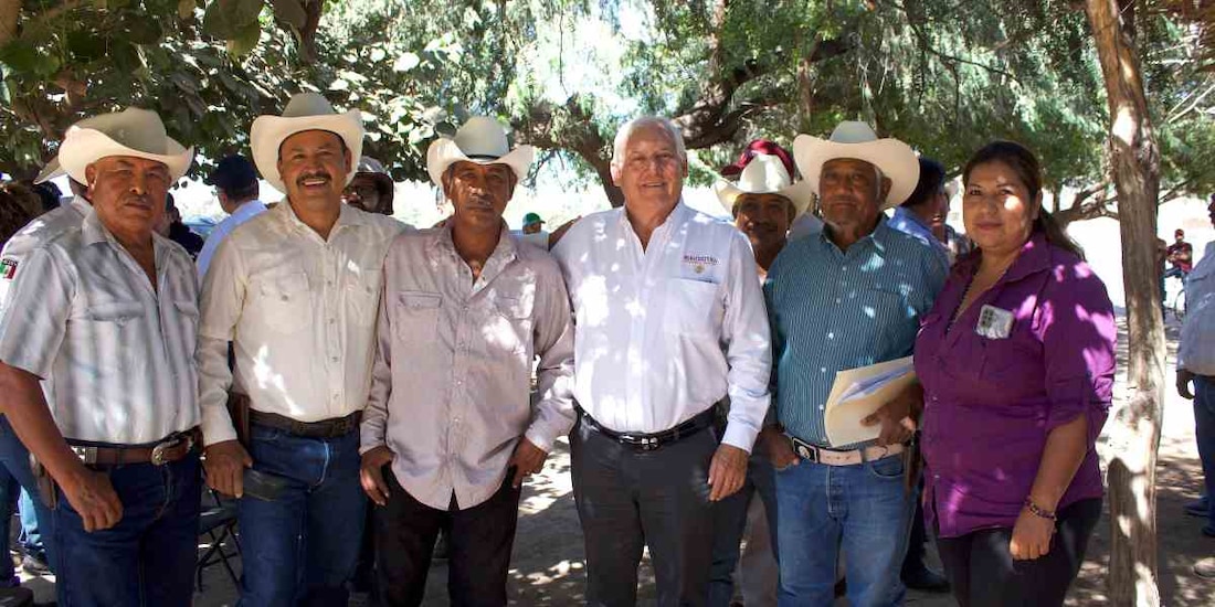 Agricultura refuerza apoyos agropecuarios y pesqueros a pueblos yaquis.