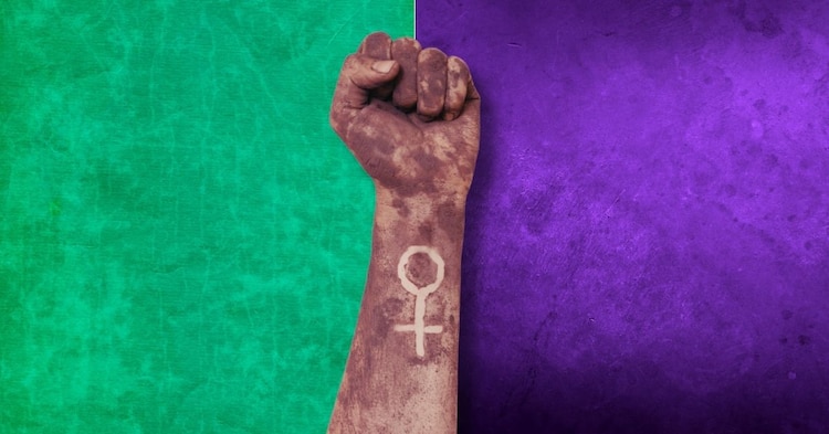 Esta es la explicación de los colores del 8M, morado y verde.