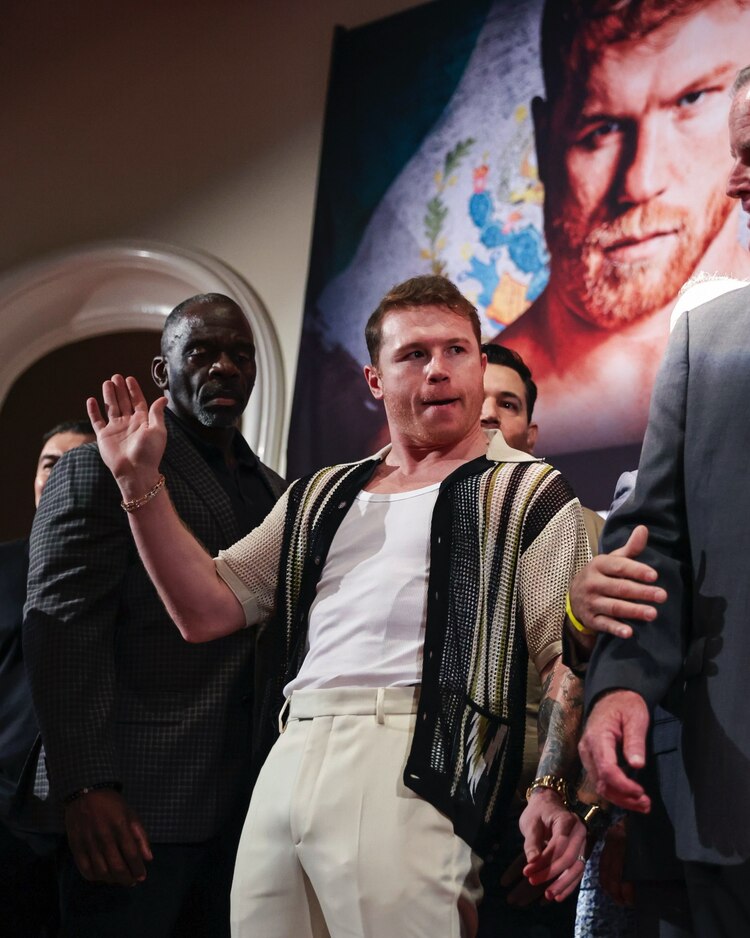 Saúl "Canelo" Álvarez en conferencia de prensa ante Edgar Berlanga.