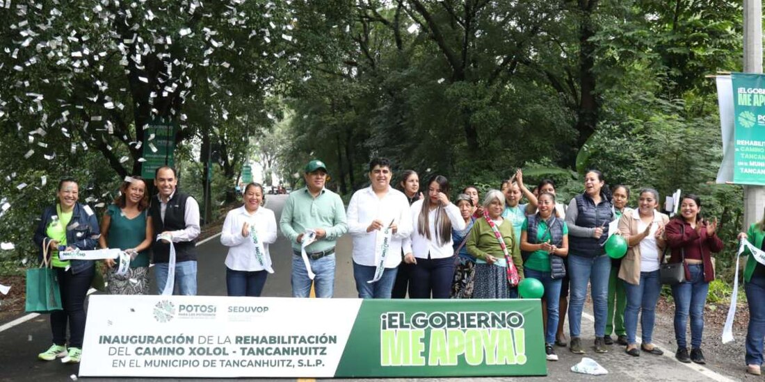 Ricardo Gallardo inaugura obras del camino Xolol-Tancanhuitz y entrega unidad deportiva en la Huasteca.