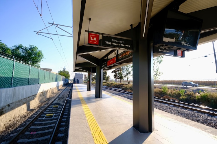 La Línea 4 inicia operaciones para transportar a más de 106 mil usuarios diarios; será gratuita del 15 al 31 de diciembre.