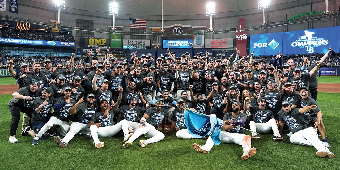 jugadores de Florida celebran su coronación, anoche.