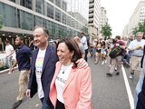 Kamala Harrys, vicepresidenta de EU, se unió al Capital Pride 2021, en compañía de su esposo