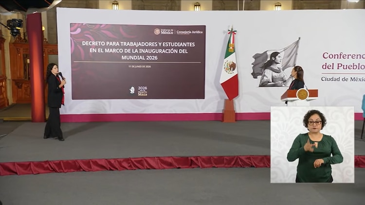 Luisa María Alcalde este martes en Palacio Nacional.