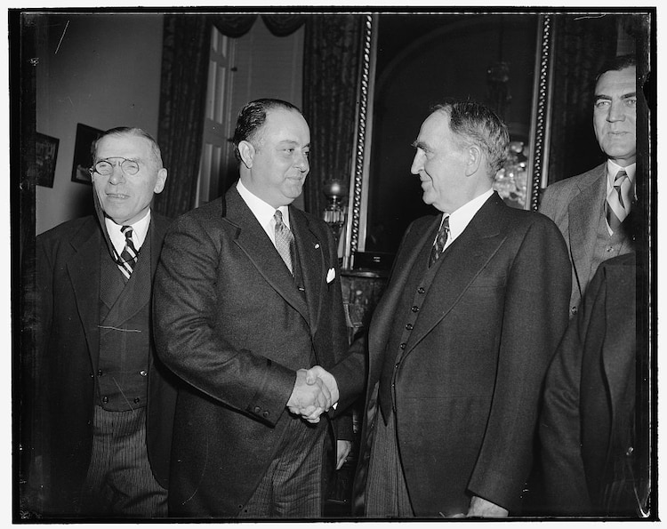 Antonio Somoza Debayle, parte de la llamada "dinastía Somoza", de visita en Estados Unidos.