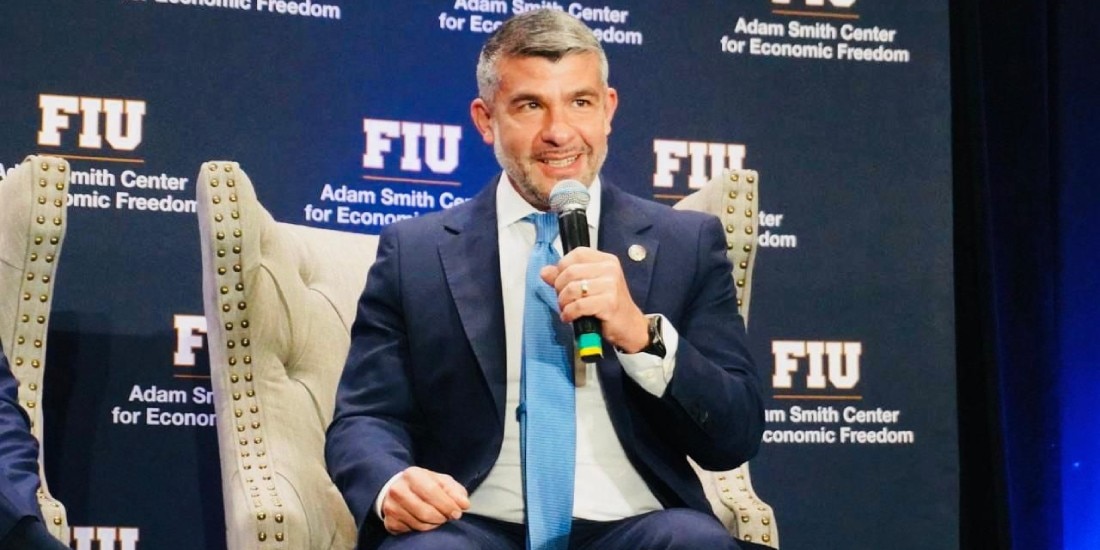 Mauricio Tabe comparte con alcaldes latinoamericanos programas exitosos en Miguel Hidalgo.