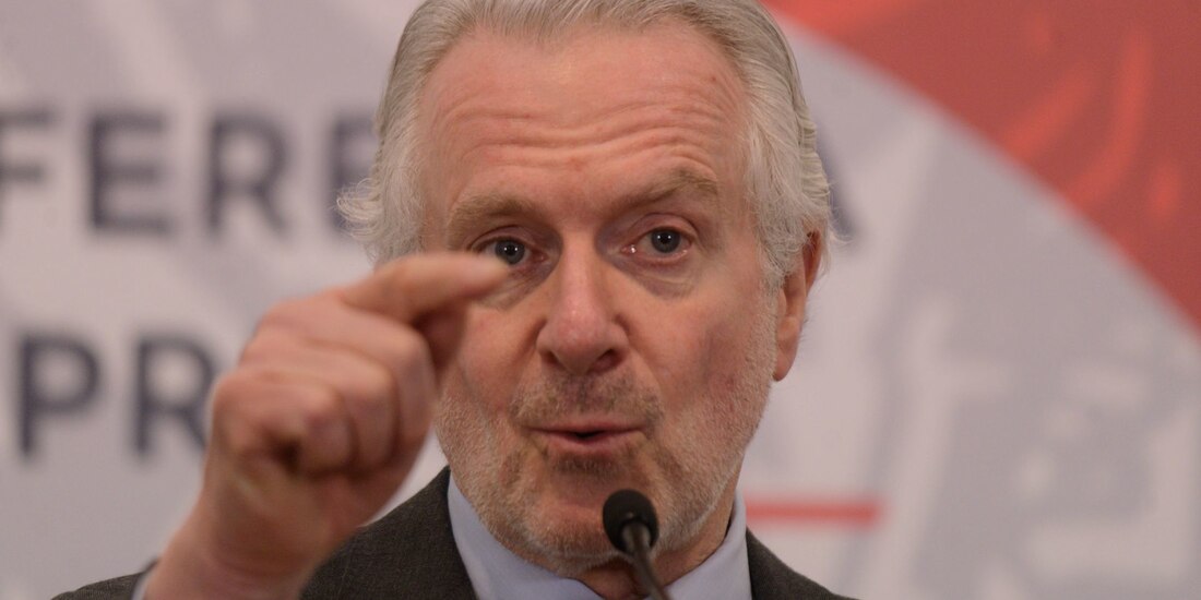 "Si hay materia, que se investigue a Felipe Calderón", dice Santiago Creel tras fallo en caso de Genaro García Luna.