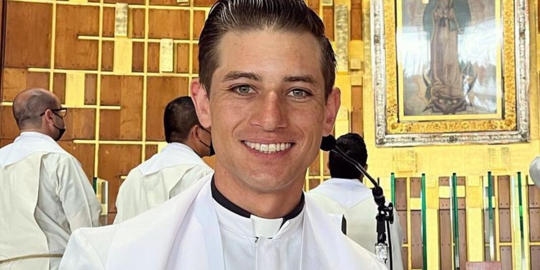 Cuanto gana un padre de la iglesia católica