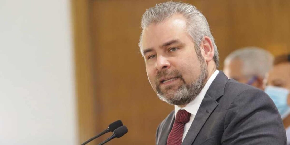 “La entidad debe avanzar hacia la consolidación del Sistema para la Protección para Personas Defensoras de Derechos Humanos y Periodistas”, señaló el gobernador Alfredo Ramirez Bedolla..