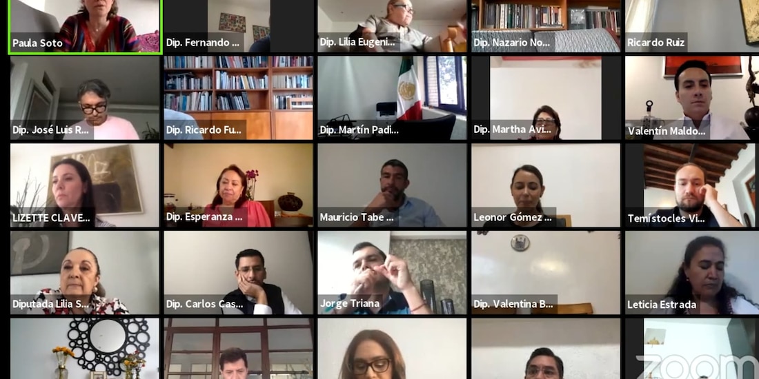 La sesión comenzó dos horas tarde y se dio en medio de descalificaciones entre legisladores y legisladoras.