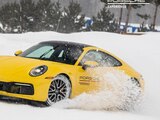 El 911 Carrera 4S es complicado de controlar.