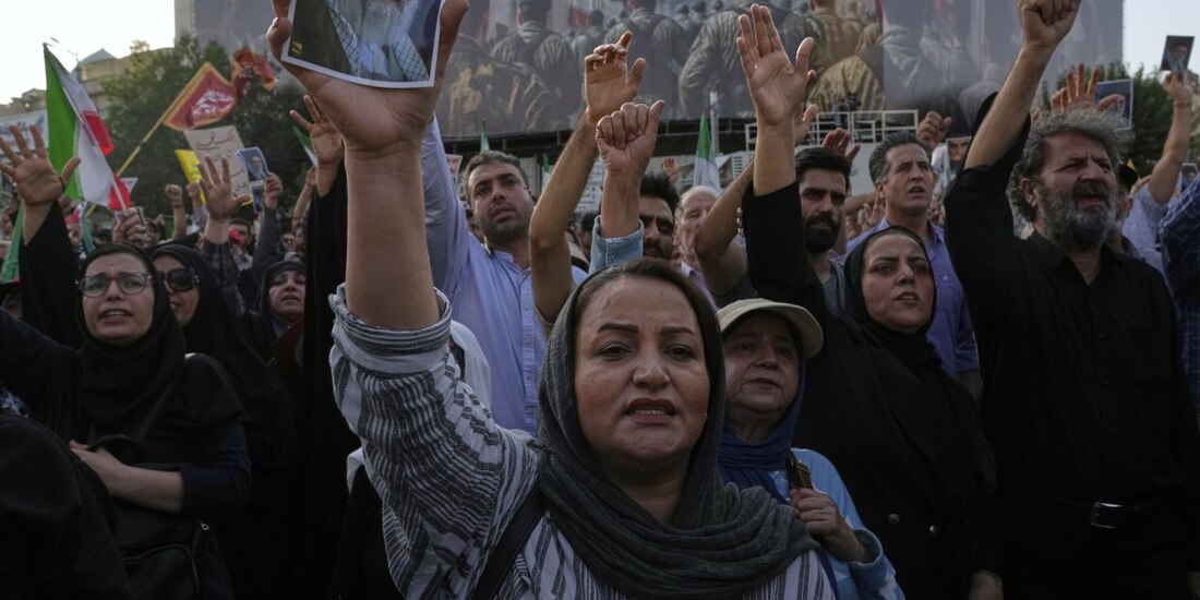 Protesta tras los ataques estadounidenses a instalaciones nucleares en Irán, ayer.