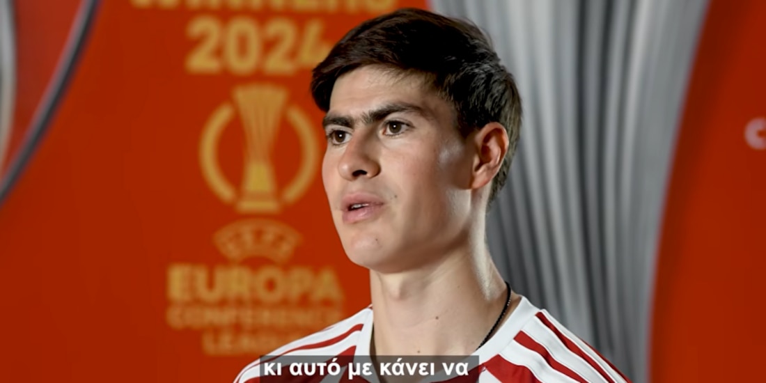 Armando González en una entrevista con el Olympiacos.