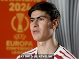 Armando González en una entrevista con el Olympiacos.