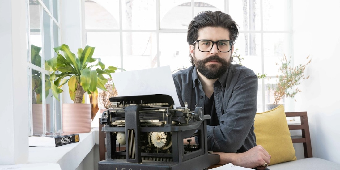 Raúl Campos debuta en el cine con ‘Sobriedad, me estás matando’, una comedia negra sobre la adultez