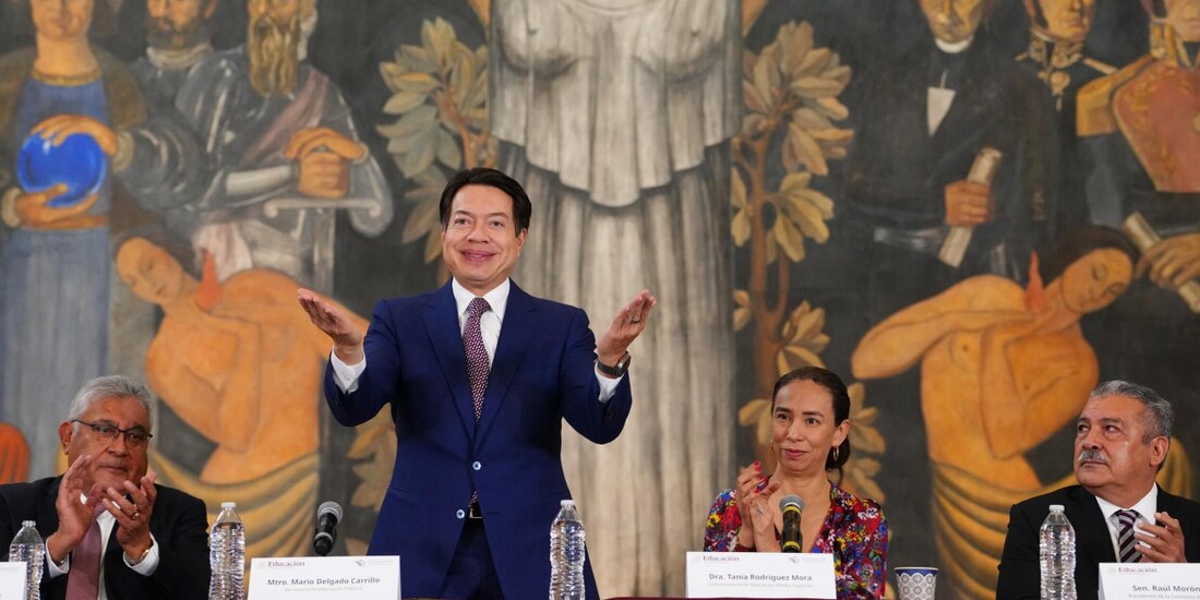 El titular de la Secretaría de Educación, Mario Delgado, ayer.