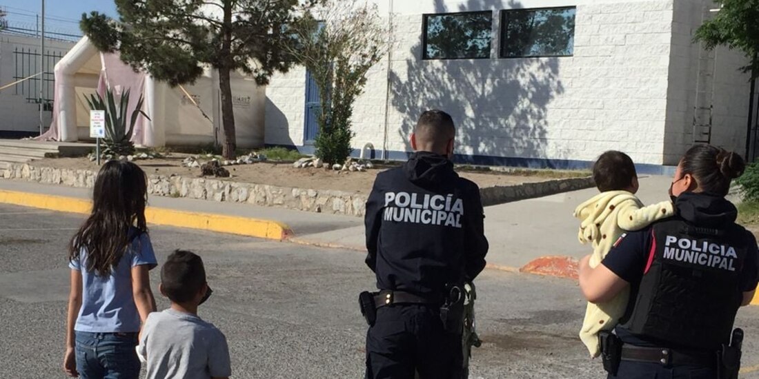 Los tres niños abandonados por su madre en Ciudad Juárez fueron puestos a disposición de la Procuraduría de Protección Auxiliar de Niñas Niños y Adolescentes