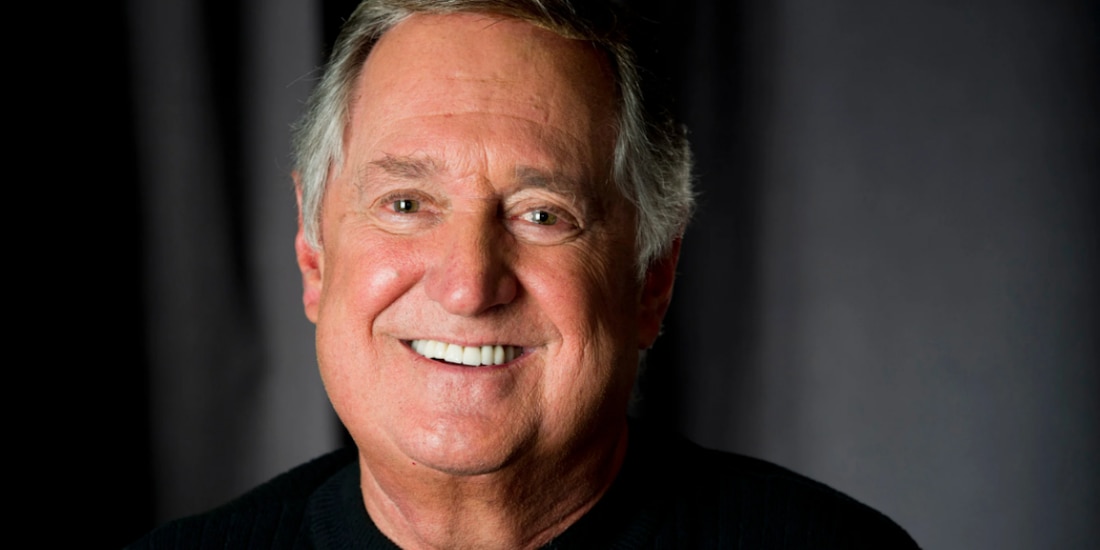 Retrato del cantautor Neil Sedaka en 2012