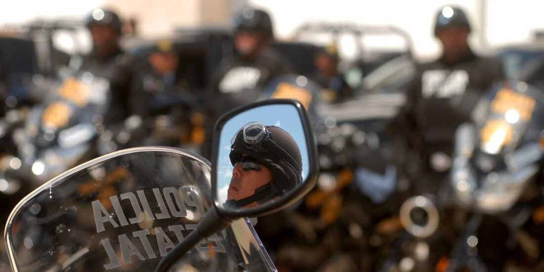 De acuerdo con el gobierno de Mauricio Vila, se han fortalecido las capacidades del personal de la SSP al otorgarle mejores condiciones laborales.