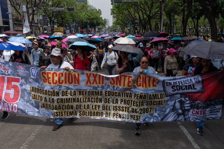 Así fue la marcha de la CNTE en CDMX HOY 25 de mayo.