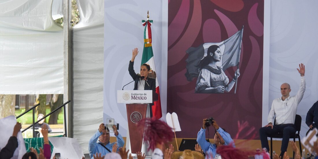 La Presidenta Claudia Sheinbaum durante su gira de rendición de cuentas en el Estado de México.