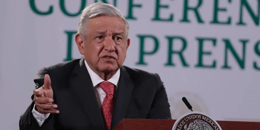 AMLO encabeza la "mañanera", en Palacio Nacional, 