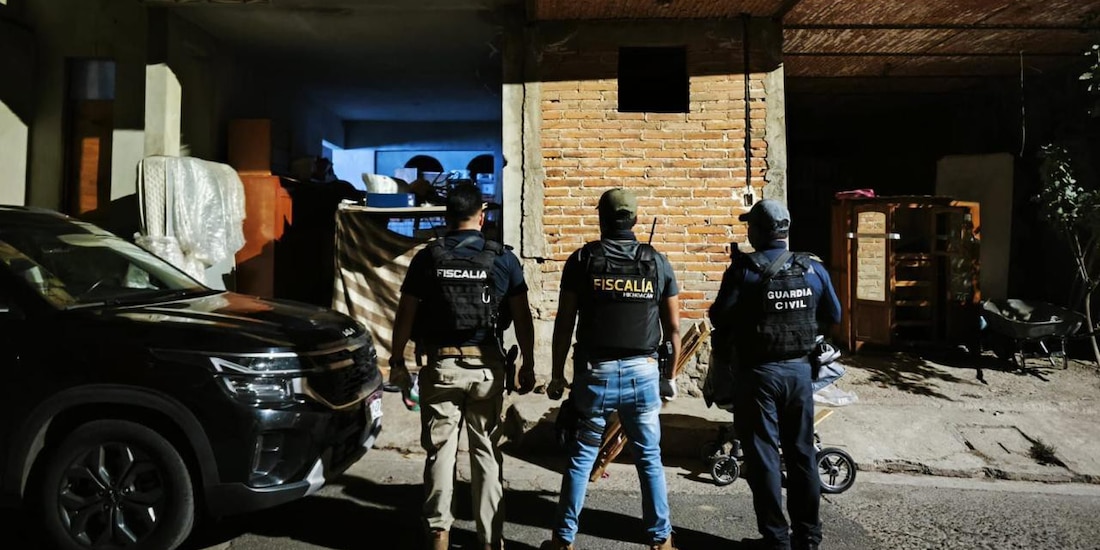 Rescatan 127 animales tras cateos en Marcos Castellanos, Michoacán.