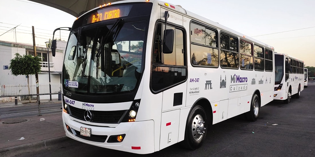 ASPECTO de las unidades de Mi Macro, un sistema de autobuses de tránsito rápido de la Zona Metropolitana de Guadalajara, integrado por carriles confinados.