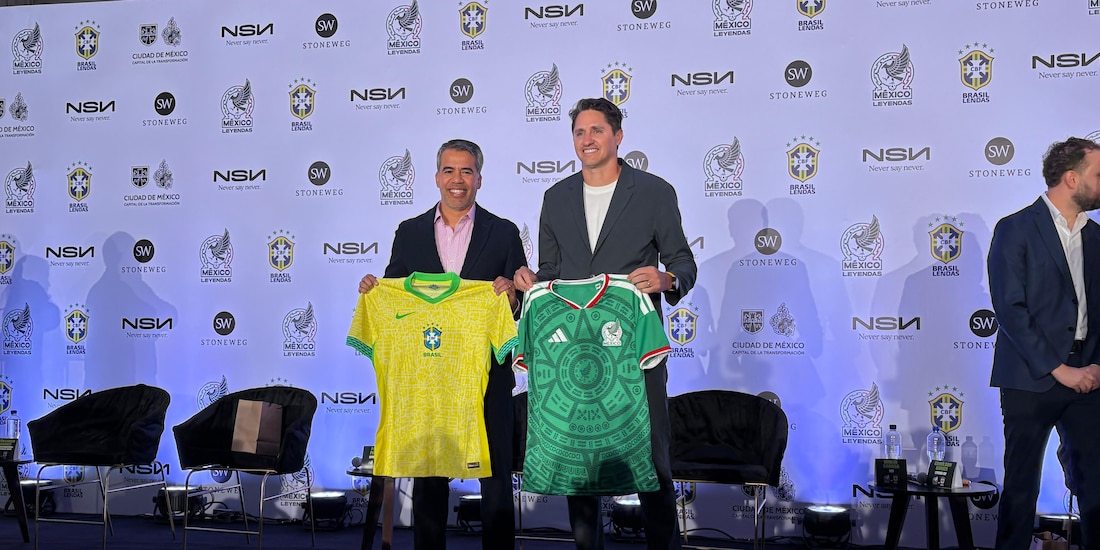 Pável Pardo y Edmílson en la presentación del partido de leyendas entre México y Brasil