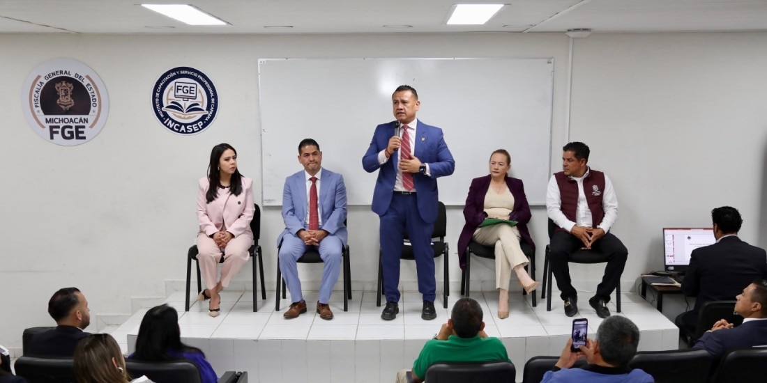 Fiscal de Michoacán impulsa capacitación a municipios para fortalecer atención a víctimas.