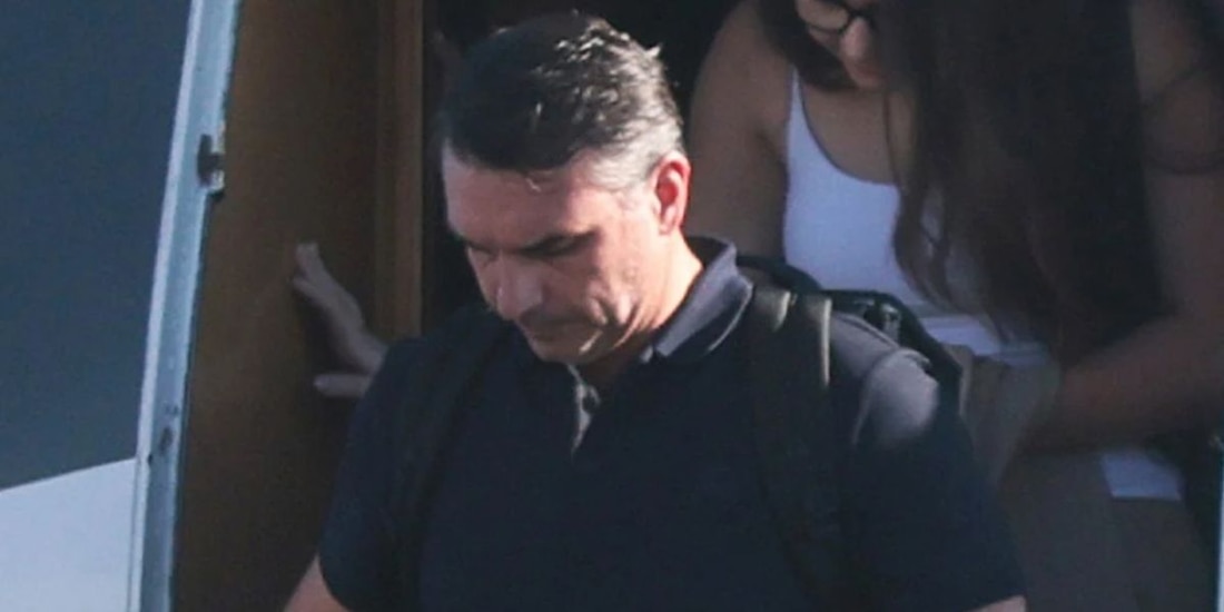 Flávio Bolsonaro se proclama presidente electo de Brasil