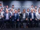 Diego Sinhue visita Hiroshima y planta Mazda durante gira por Asia.