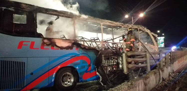 Cuatro pasajeros resultaron heridos