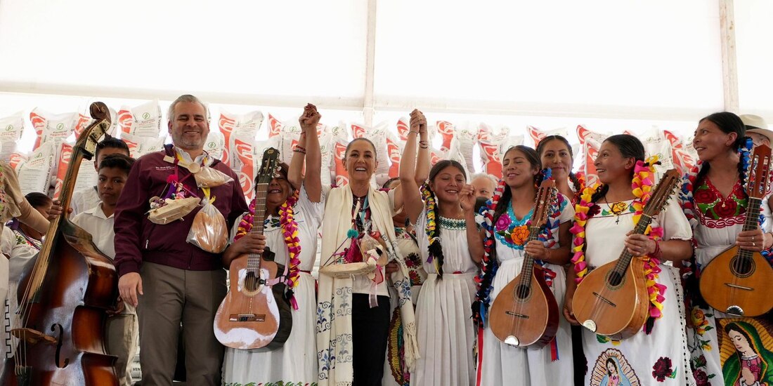Claudia Sheinbaum encabeza entrega de fertilizantes en Michoacán, en beneficio de más de 74 mil productores.