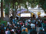 AFICIONADOS congregados antier en
San Cristóbal para ver el juego de futbol