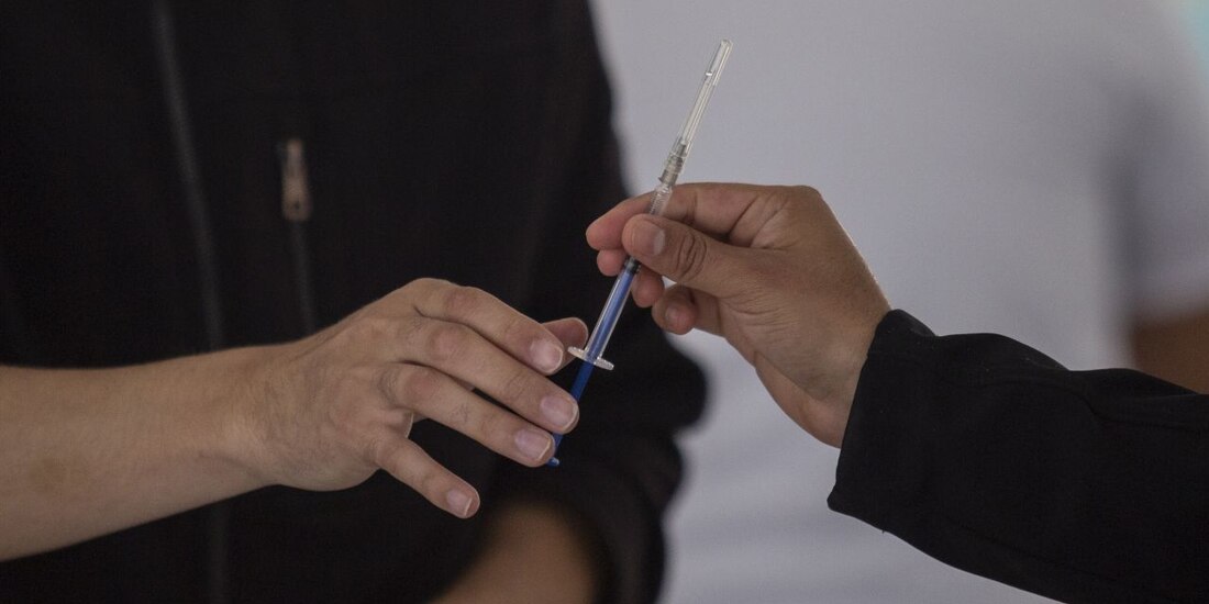 México ha aplicado 17 millones 718 mil vacunas contra COVID-19