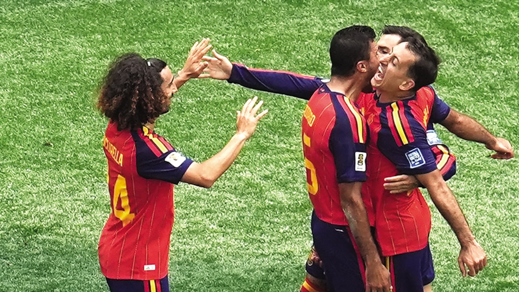 Jugadores ibéricos celebran el triunfo, ayer.