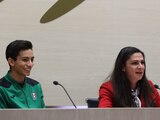Donovan Carrillo y Ana Guevara durante la conferencia de prensa del patinador artístico, en las instalaciones de la Conade.