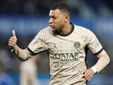 Kylian Mbappé tras anotar un gol con el PSG