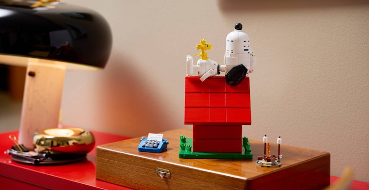 LEGO Snoopy