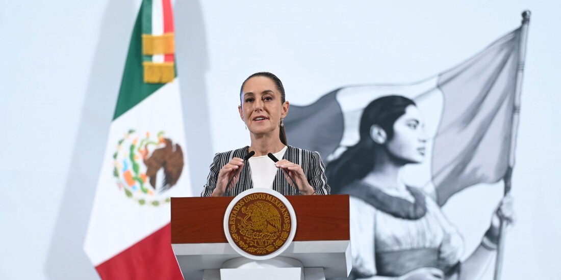 Claudia Sheinbau, Presidenta de México, encabezó la mañanera del Pueblo en Palacio Nacional